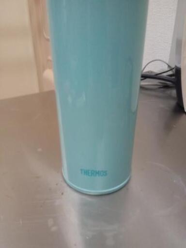 サーモス 水筒 500ml Thermos よっしー 広島のその他の中古あげます 譲ります ジモティーで不用品の処分 サーモス 水筒 500ml Thermos よっしー 広島のその他の中古あげます 譲ります ジモティーで不用品の処分