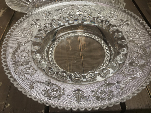★高級クリスタルガラス★新品 灰皿 エリザベス アッシュトレイ おまけ二個付き