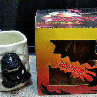 バンプレストプライズ・怪獣王ゴジラの陶器製マグカップ