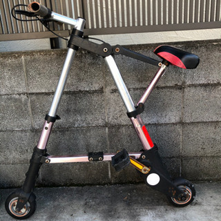 ☆無料☆８インチ超小型折畳み自転車あげます。