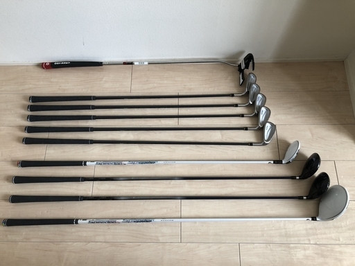 最も安い 【】ゴルフクラブ10点、キャディバック、ゴルフバック（小） 