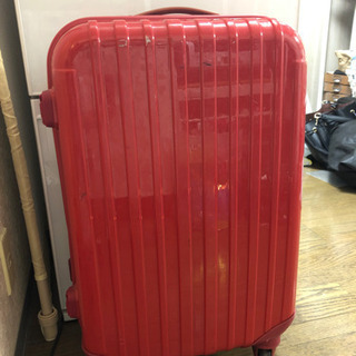 mサイズ　キャリーバッグ　スーツケース
