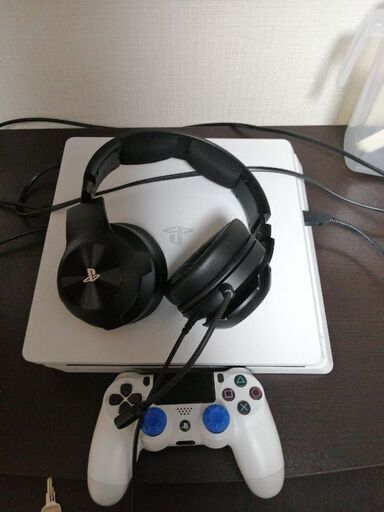 早い者勝ち！ps4スリム500G　白