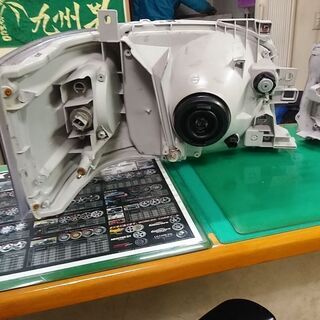 ☆200系☆ハイエース☆ヘッドライト☆美品☆