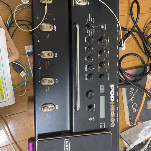 アンプ HD300
