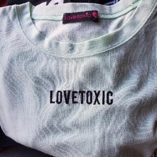 Lovetoxic Lsize Tシャツなど