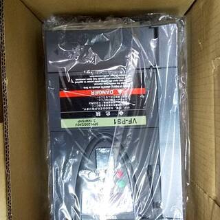 新品 東芝 VFPS1-2037PL インバータ inverter