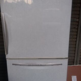 2000年製三菱冷蔵庫です。作動確認問題なし