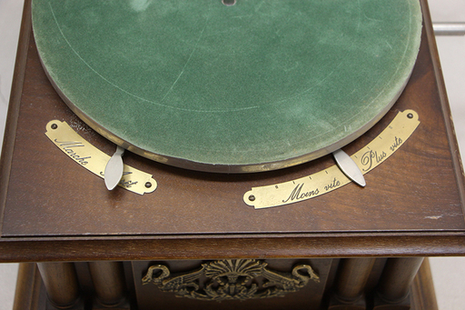 Les Phonographes Francois Desire Odobez フランス製 木製蓄音機 木製ホーン 木製ラッパ ウッドホーン 蓄音機 復刻版 針 付属(R1894YGG) Les Phonographes Francois Desire Odobez フランス製 木製蓄音機 木製