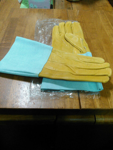 溶接用長皮手袋　9双　　7000円 新品