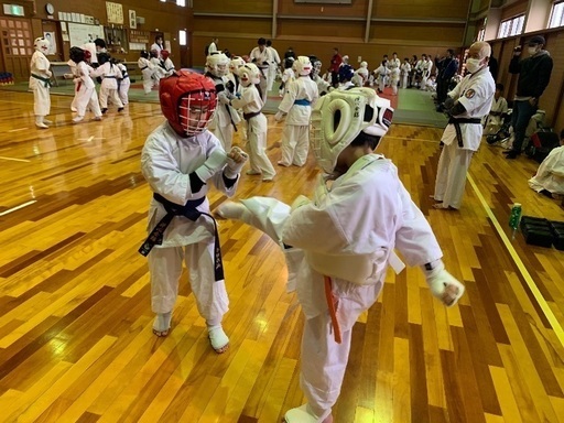 神戸市北区三田市空手教室 Shifumii 道場の空手 他格闘技の生徒募集 教室 スクールの広告掲示板 ジモティー