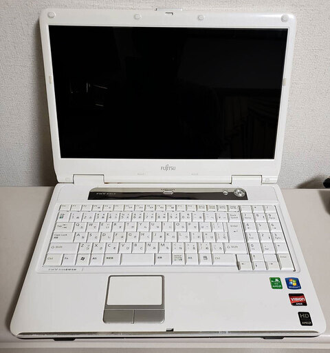 値下げ！Win10_富士通_ノートパソコン_FMV-BIBLO NF/E40