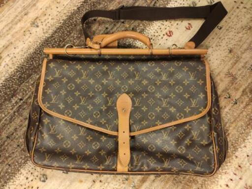 Louis Vuitton　サックシャス