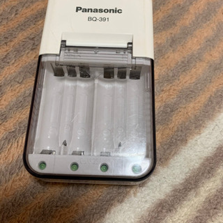 Panasonic 電池充電器