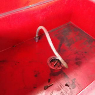 スナップオンのパーツ洗浄台です❗️定価21万円、ポンプ❗️ライト作動確認済みです