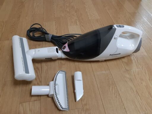 【ご成約】パナソニック ふとん掃除機 (パックレス) 赤外線センサー搭載 MC-DF100C