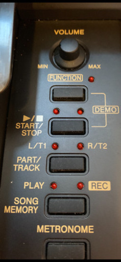 お取引中］電子ピアノ CASIO PX-700 受け渡し予定者あり Privia PX-700