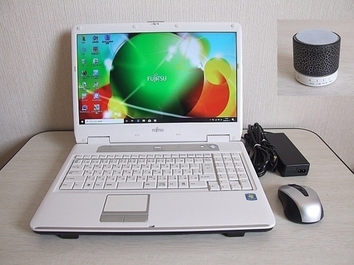 高速SSD240GB搭載 FUJITSU LIFEBOOK AH550/5Aノートパソコン　11　おまけLED Bluetoothスピーカー