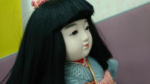 市松人形 日本人形 女の子 置物台座 Kanavox 東区役所前のインテリア雑貨 小物 置物 オブジェ の中古あげます 譲ります ジモティーで不用品の処分
