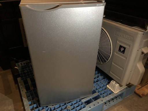 シャープ小型冷蔵庫SJ-H8Y-S　使用期間短い