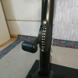 V*016 使用感のない美品です‼️スピンバイク ハイガー フィットネスバイク 渦電流 HG-EX-5000