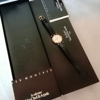 非常に美品。ヴァンクリーフ&アーペル　コンビベゼル　オール純正　腕時計