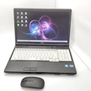 富士通 Corei5 メモリ4GB SSD128GB ノートパソコン