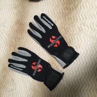 スキューバダイビング　ほぼ未使用　フィン　グローブ　ブーツ　シュノーケル　バッグ　マニュアルDVD 