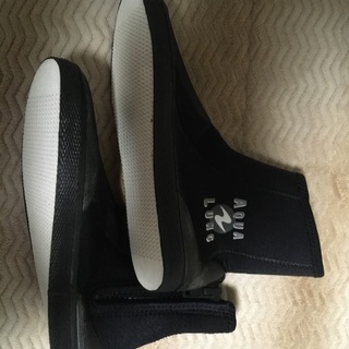 スキューバダイビング　ほぼ未使用　フィン　グローブ　ブーツ　シュノーケル　バッグ　マニュアルDVD 