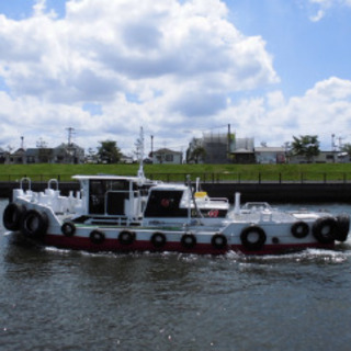 ☆江戸川沿いにある屋根付き造船所☆