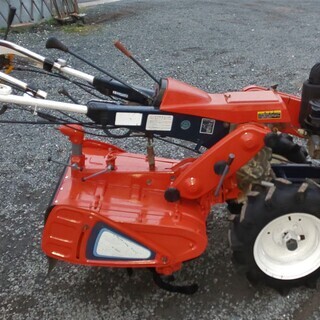 鹿児島発 クボタ 7.5馬力 ディーゼルエンジン耕うん機KRA75 タイヤ新品