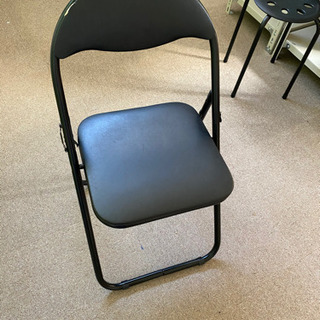 パイプ椅子 簡易椅子 痛み箇所あり 使用には問題ありません。