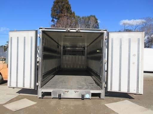 ♪ハAA104♪物置♪コンテナ♪丈夫♪断熱材はいってる♪アルミ冷蔵箱♪