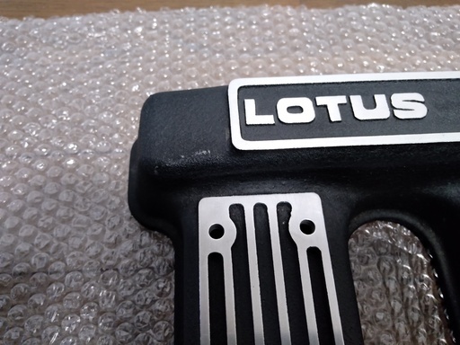 ロータスヨーロッパSP用エンジンヘッドカバー（未使用品） 【公式通販】