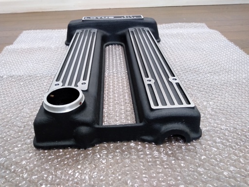 ロータスヨーロッパSP用エンジンヘッドカバー（未使用品） 【公式通販】