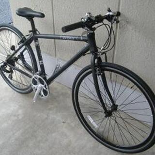 〔新品大特価〕アルミフレームクロスバイク（シマノ製２１段変速・スレイプニル７００）
