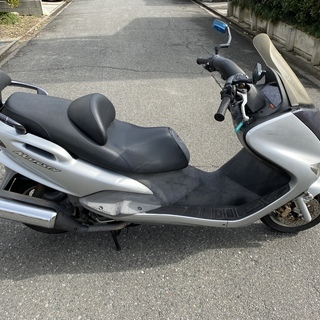 125ccマジェスティーシルバー