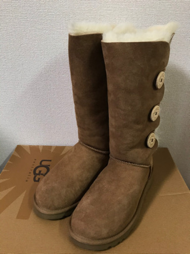 アグ UGG ブーツ ムートンブーツ ベイリーボタン トリプレット