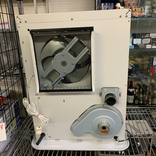 2015年　分解掃除済み　トヨトミ　FR-V3600(W) ＦＦ式ストー ブ石油ストーブ 2015年 分解掃除済み トヨトミ FR-V3600(W) FF式ストー ブ石油ストーブ