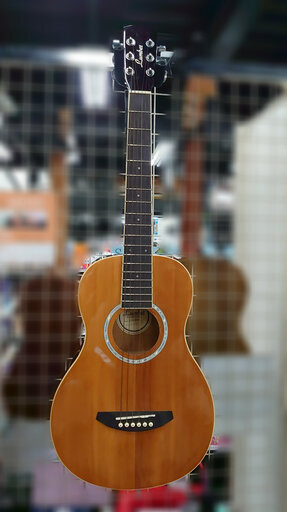 Lumber・L100MNA】ミニアコースティックギター販売中