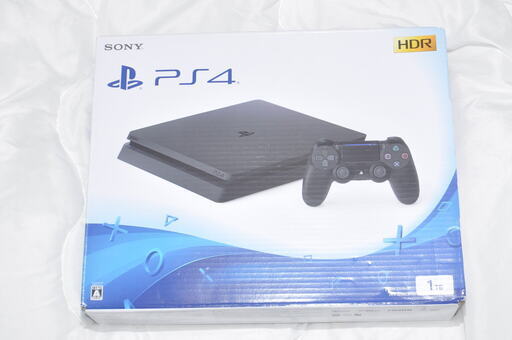 ソニー　SONY PlayStation 4 PS4 Jet Black 1TB CUH-2200 BB01 ジェット・ブラック ほぼ未使用品