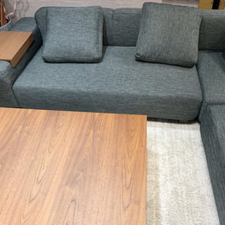 SALE！美品！内覧可 デザイナー ソファ クッション 保護椅子2点付き 早い物勝ちです！