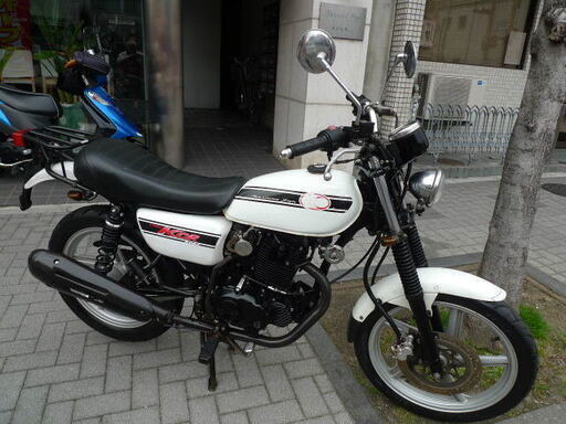 商談中です　キムコ　KCR１２５　カスタム　走行7810km　クレジット決済で分割支払出来ます。