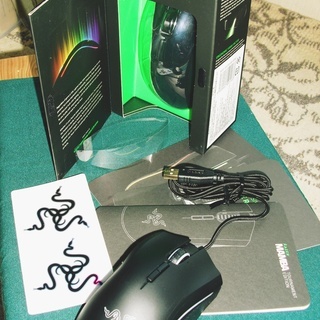 新品・ほぼ未使用　欠品なし　Razer Mamba