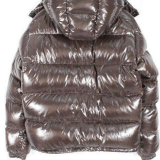 モンクレール　【MONCLER】