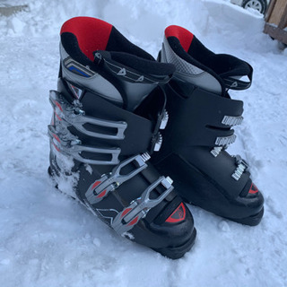 ジュニア用オガサカスキーとブーツ、ポールのフルセット ジュニア用オガサカスキーとブーツ、ポールのフルセット