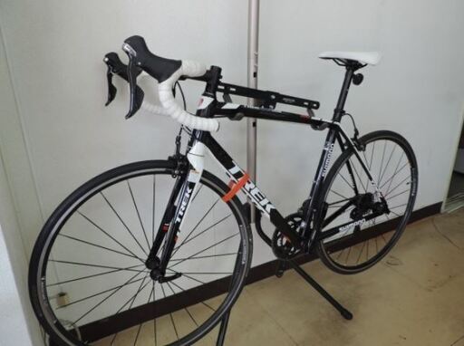 TREK Madone 人気のトレックマドン 105 ロードバイク 軽量アルミ