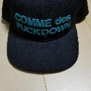 COMME des FUCKDOWNキャップ