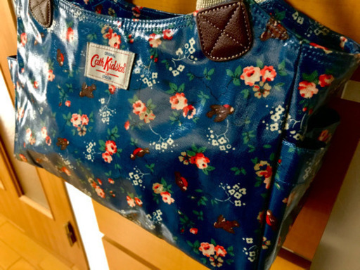 Cath Kidston キャスキッドソン デイバッグ アンリ 上大岡のバッグ ハンドバッグ の中古あげます 譲ります ジモティーで不用品の処分