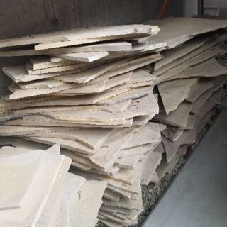 乱張石材18万円で購入の品です。購入価格の75％off 乱張石材18万円で購入の品です。購入価格の75％